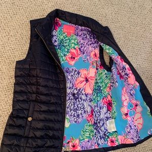 Lilly puffer vest. NWOT. Navy